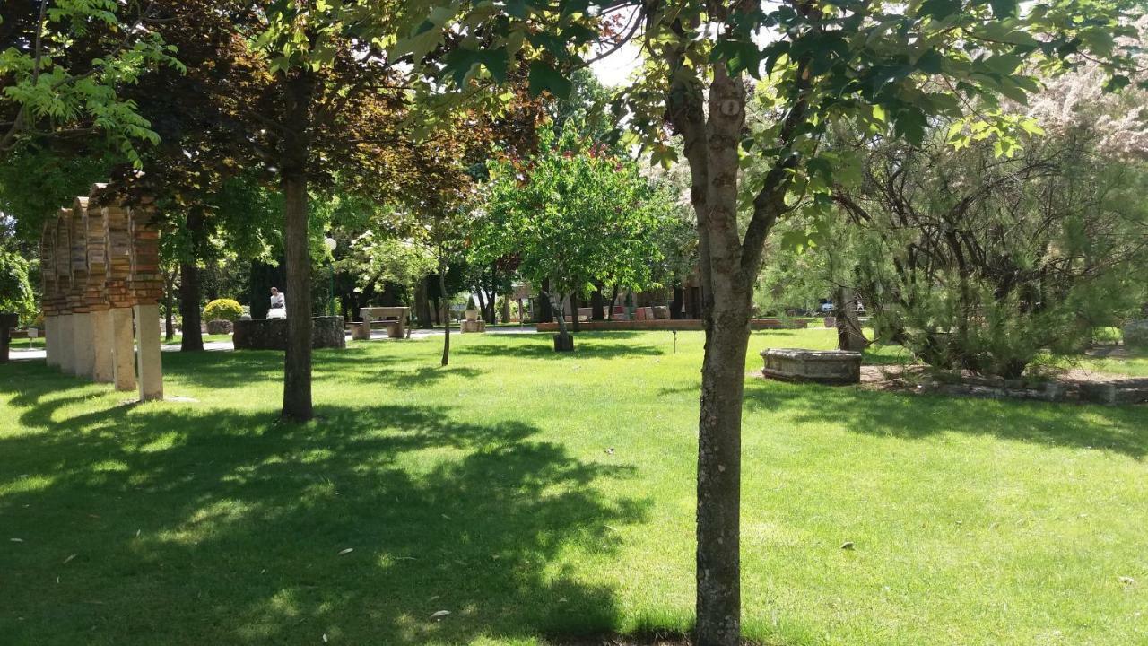 Хостел Centro San Viator Вальядолід Екстер'єр фото